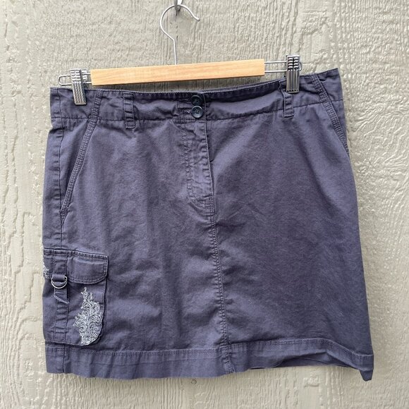 Title Nine Skirt Size 8 Y2K ‎ Embroidered Pocket Cargo Mini Gray Outdoor Hiking - Picture 1 of 5